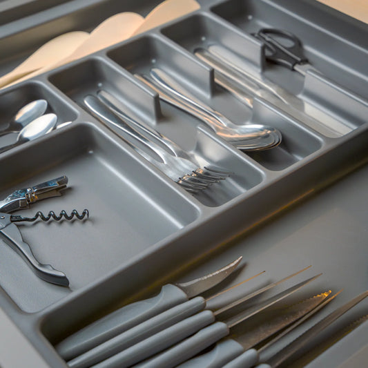 16-piece cutlery set